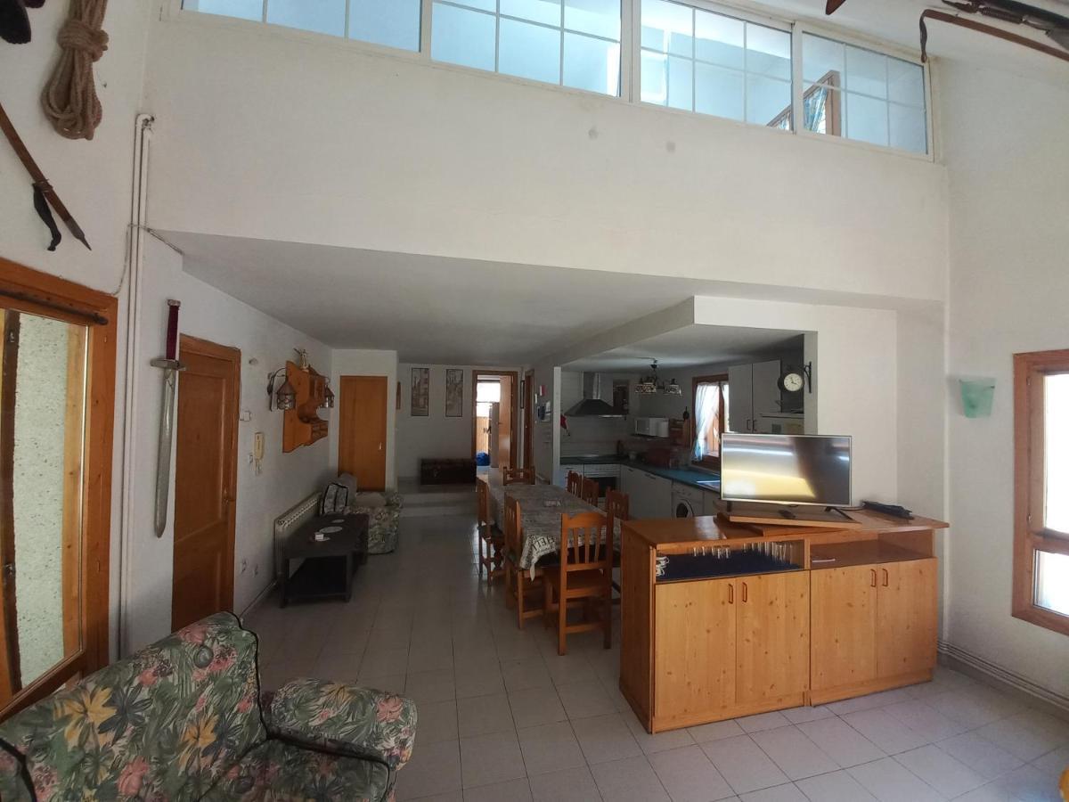 Apartamento En Canfranc Estacion Apartamento Exterior foto